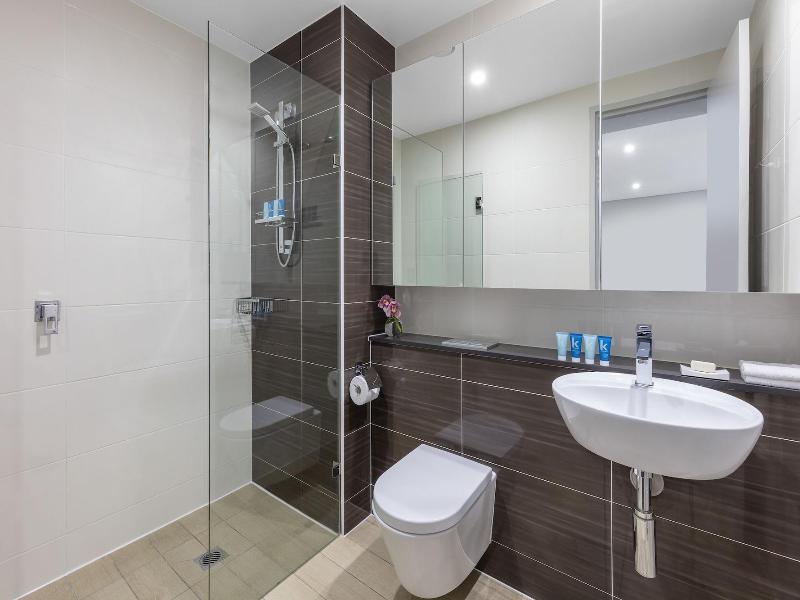 Meriton Suites North Ryde image