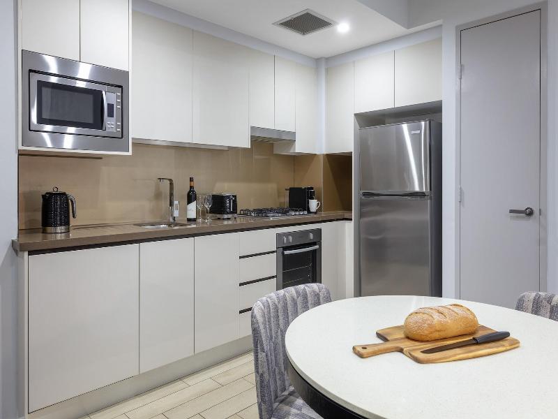 Meriton Suites North Ryde image