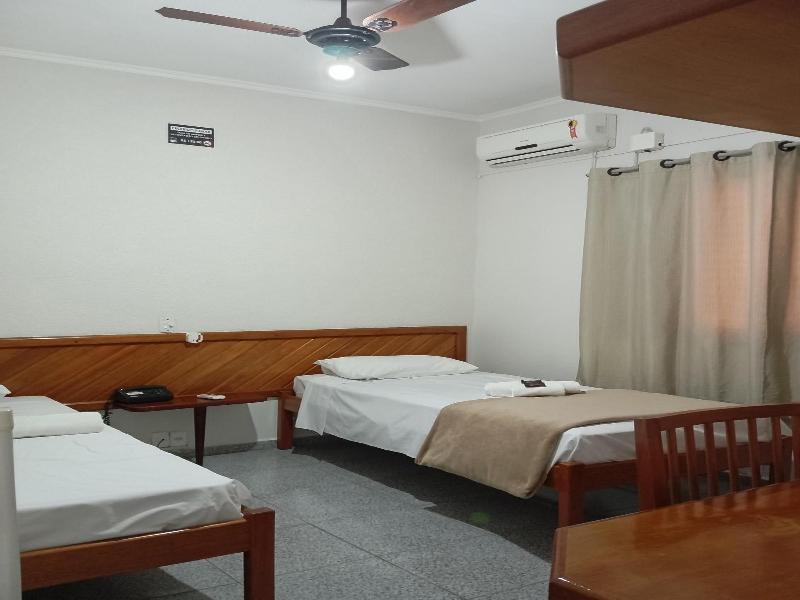 Mariachis Hotel image