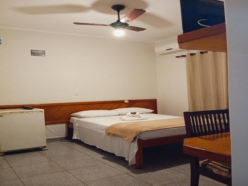 Mariachis Hotel image