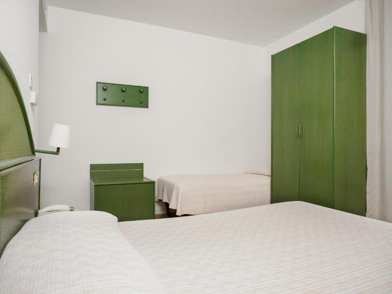 Hotel Altamira image