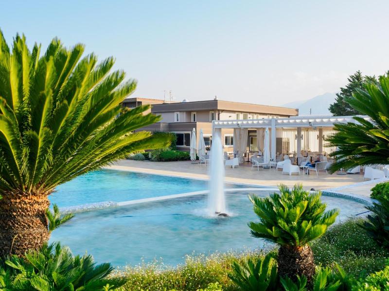 Hotel Altamira image