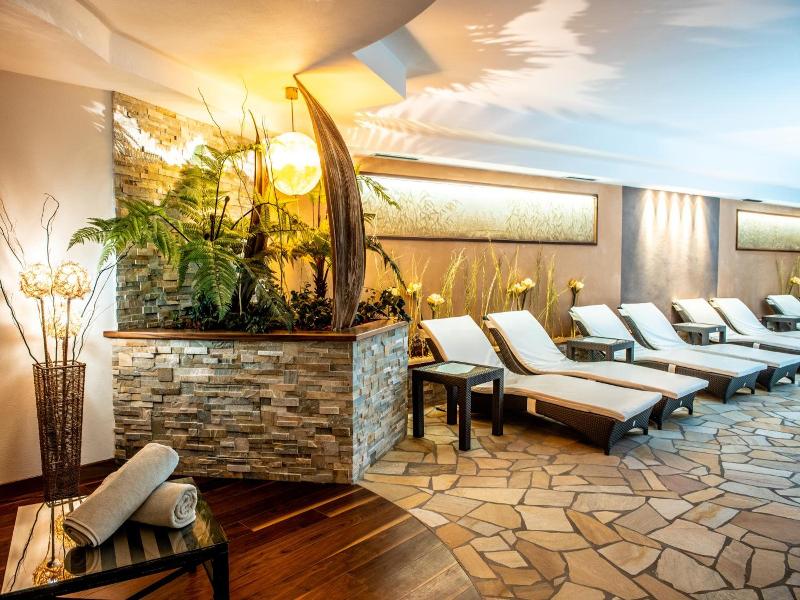 Renè Dolomites Boutique Hotel image