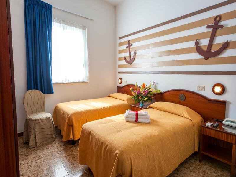 Hotel La Carruba image
