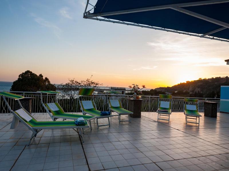 Hotel La Carruba image