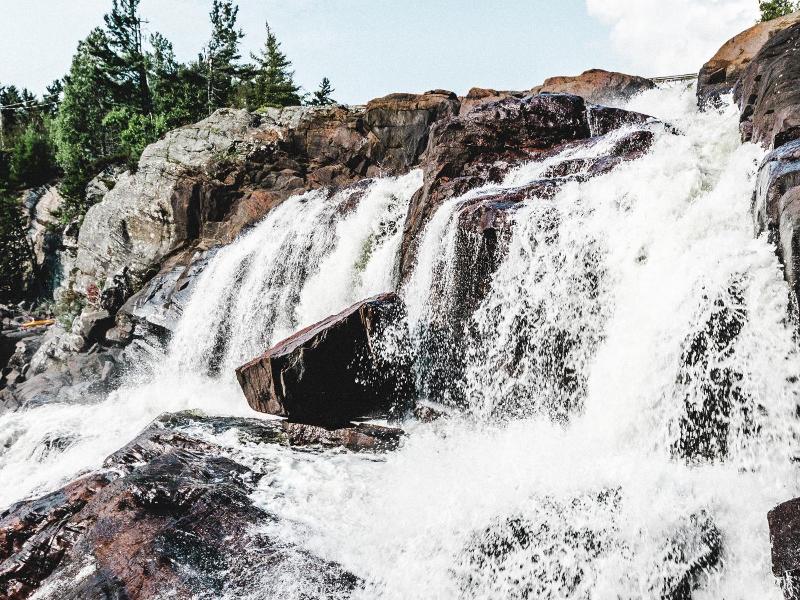 "high Falls Bay Cottages, Camping & Waterpark" image