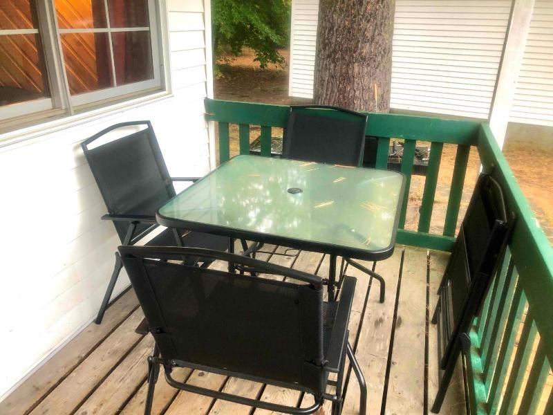 "high Falls Bay Cottages, Camping & Waterpark" image