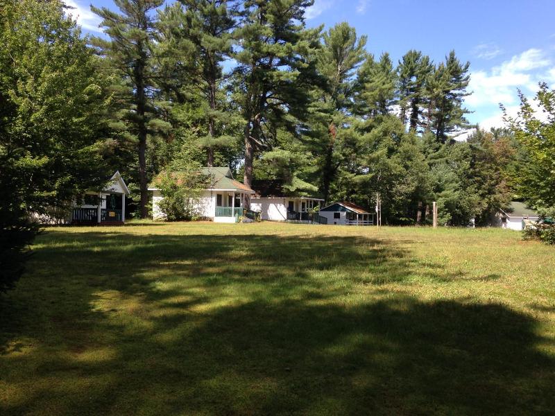"high Falls Bay Cottages, Camping & Waterpark" image