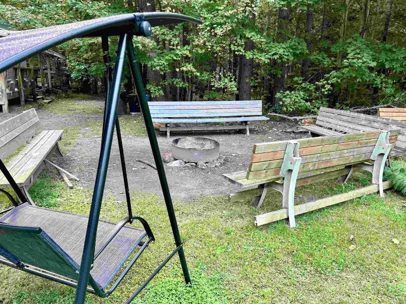 "high Falls Bay Cottages, Camping & Waterpark" image