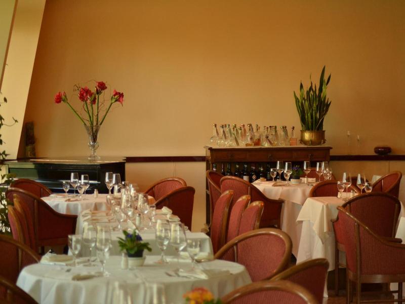Hotel Gama image
