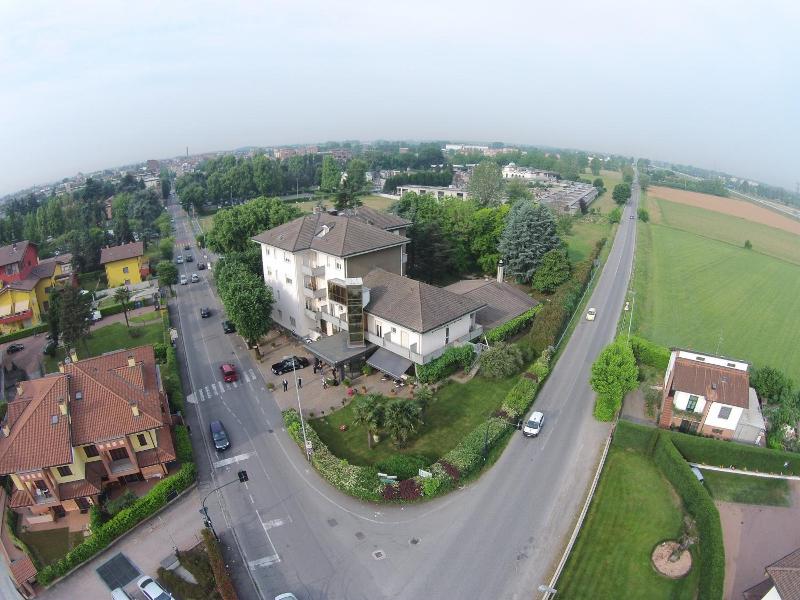 Hotel Gama image