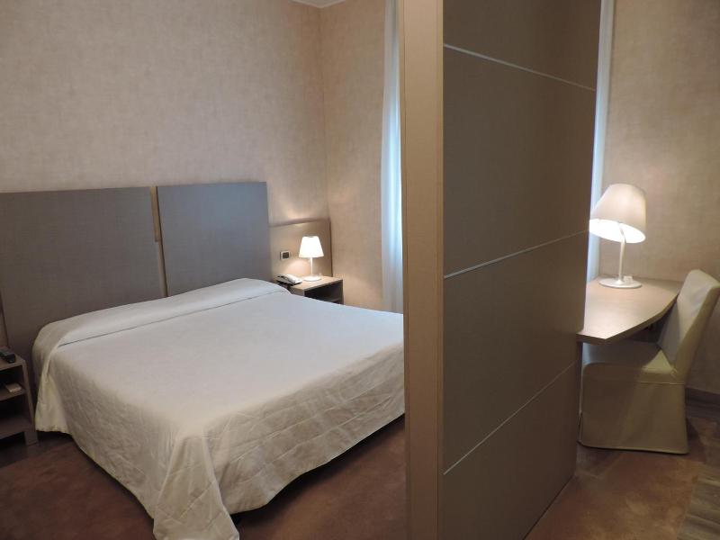 Hotel Gama image