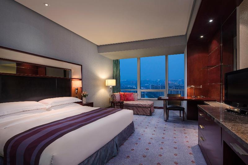 Crowne Plaza Wuxi City Center image