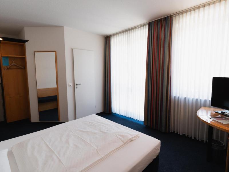 Hotel Am Weiher image