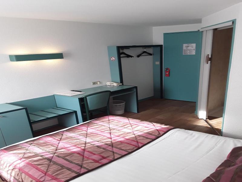 Le Relais De Voisins image