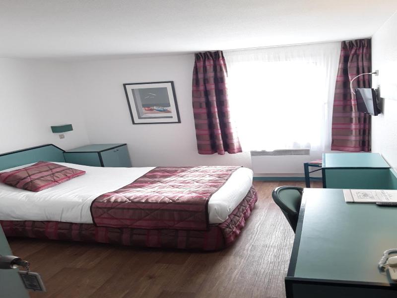 Le Relais De Voisins image