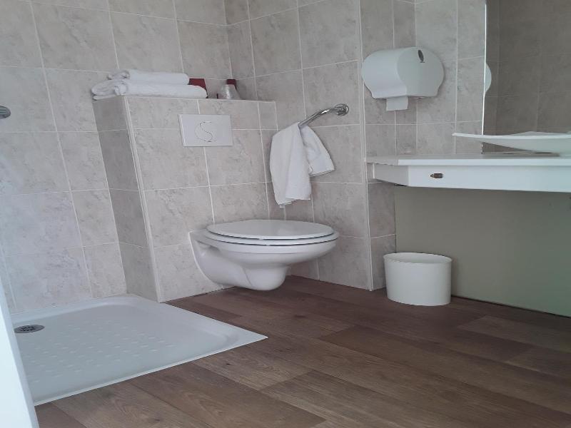 Le Relais De Voisins image