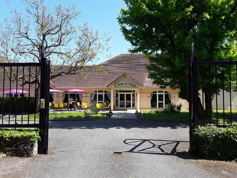 Le Relais De Voisins image