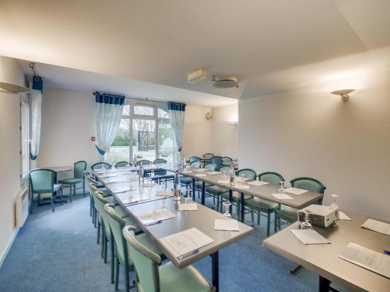 Le Relais De Voisins image