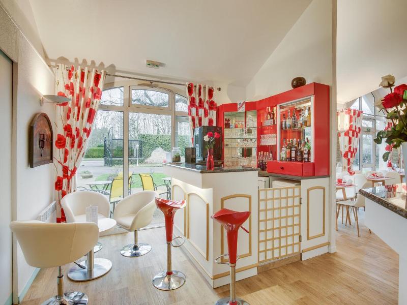 Le Relais De Voisins image