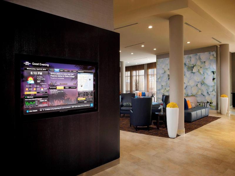 Courtyard Miami Dadeland image