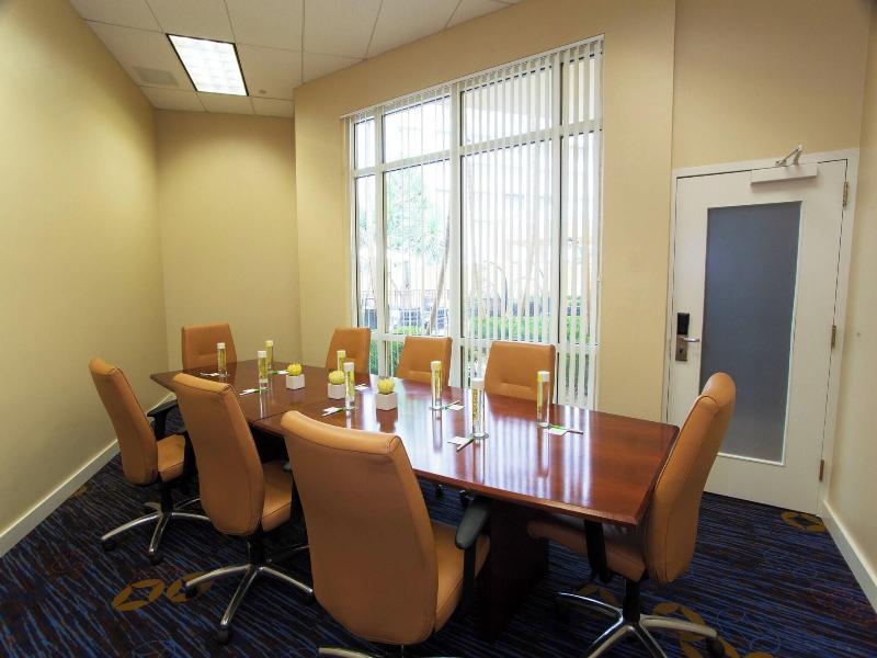 Courtyard Miami Dadeland image