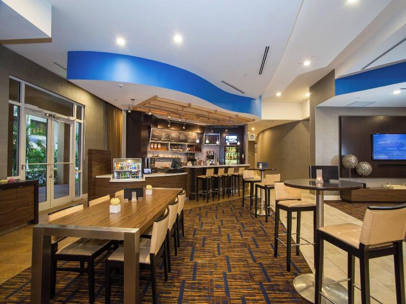 Courtyard Miami Dadeland image