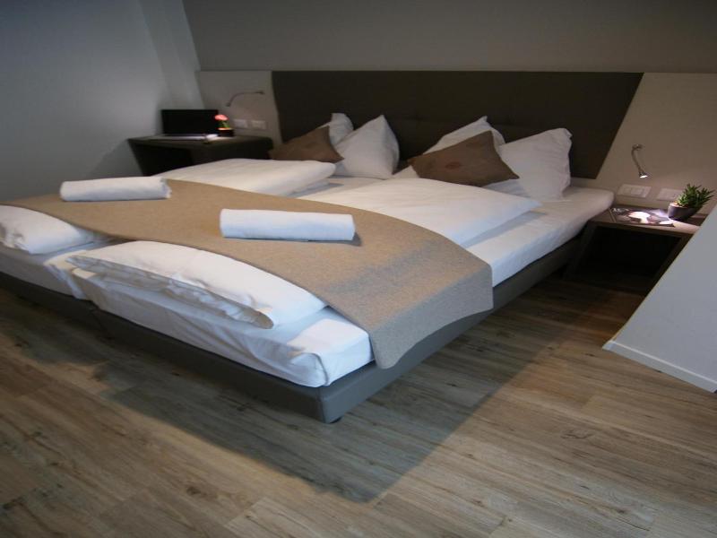 Hotel Raffl image