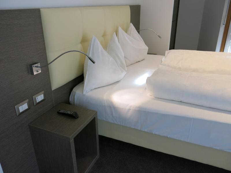 Hotel Raffl image