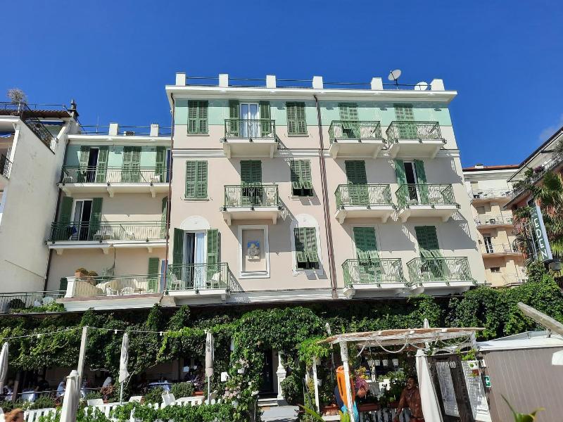 Hotel Eden Alaxi Hotels image