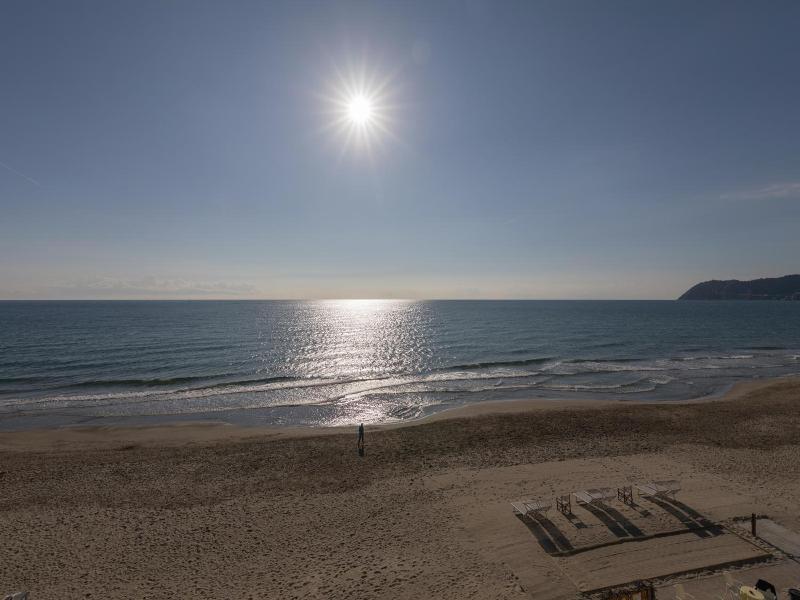 Hotel Eden Alaxi Hotels image