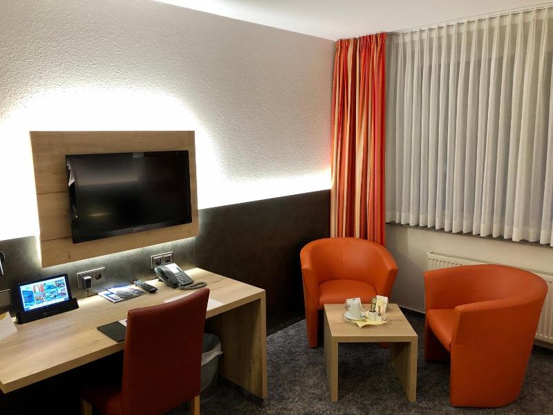 Hotel Merkur image