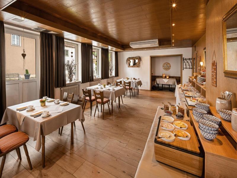 Hotel Zur Post image