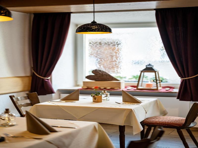 Hotel Zur Post image