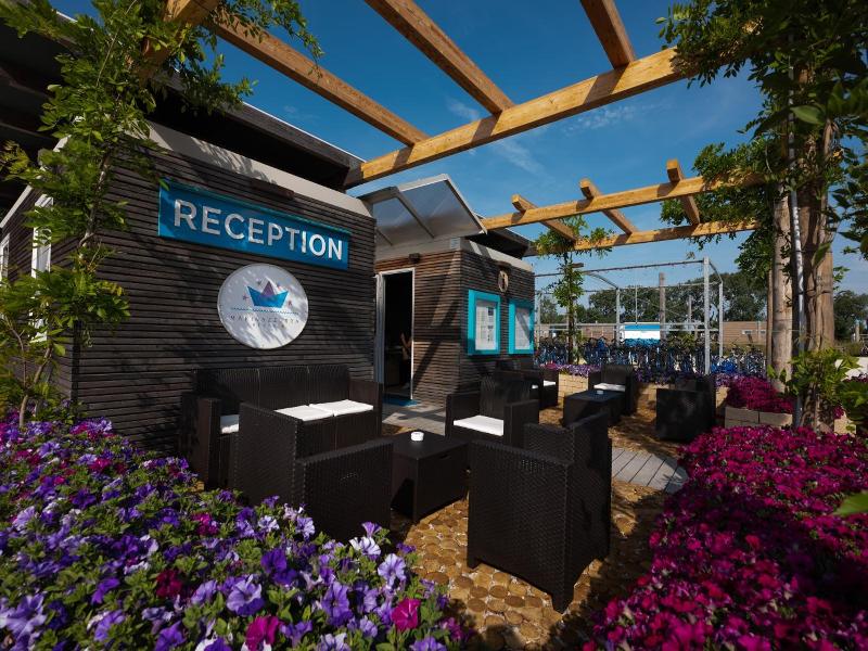 Marina Azzurra Resort image