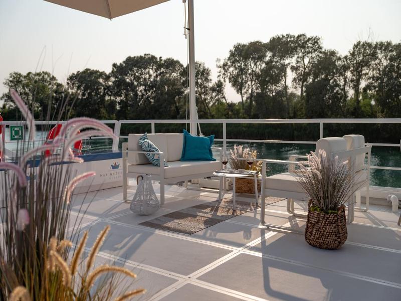 Marina Azzurra Resort image