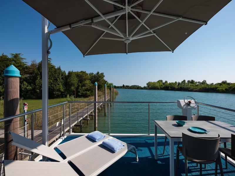 Marina Azzurra Resort image