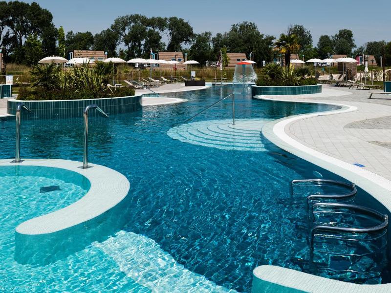 Marina Azzurra Resort image