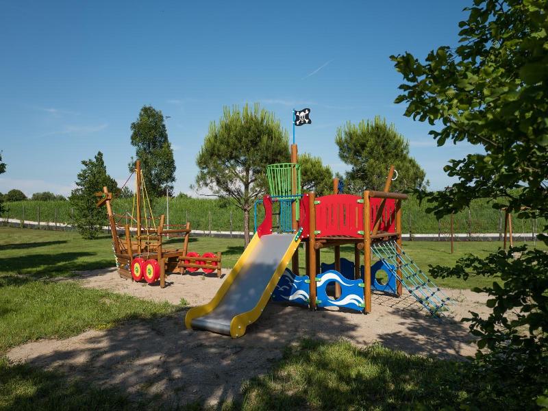 Marina Azzurra Resort image