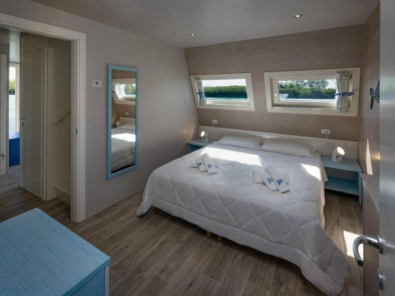 Marina Azzurra Resort image