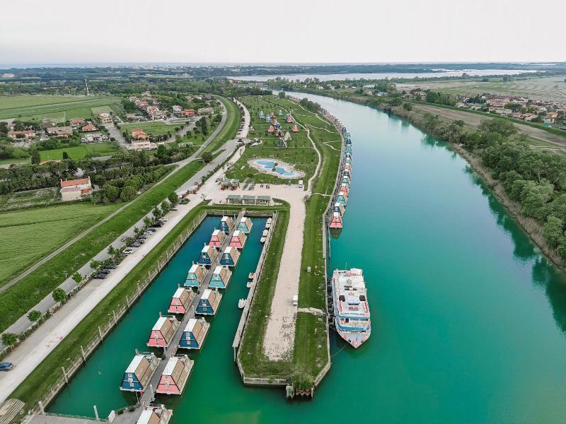 Marina Azzurra Resort image