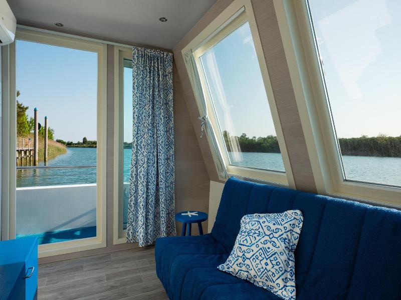 Marina Azzurra Resort image