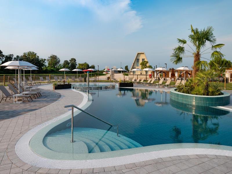 Marina Azzurra Resort image