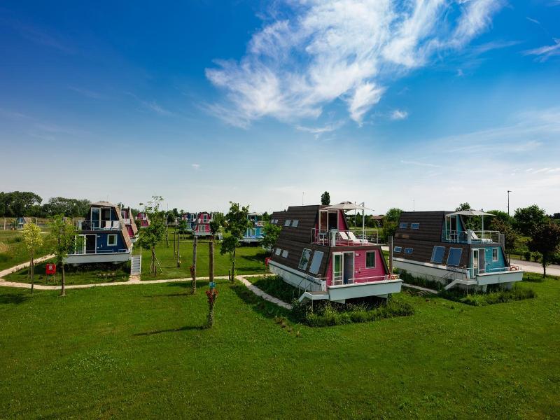 Marina Azzurra Resort image