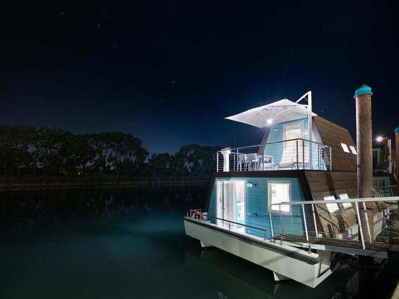 Marina Azzurra Resort image