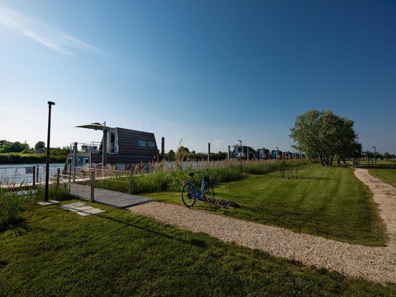 Marina Azzurra Resort image