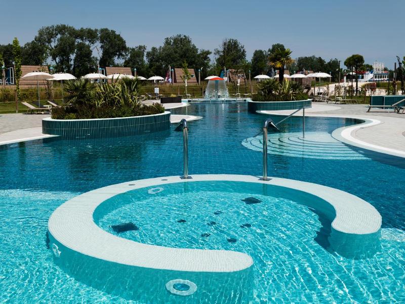 Marina Azzurra Resort image