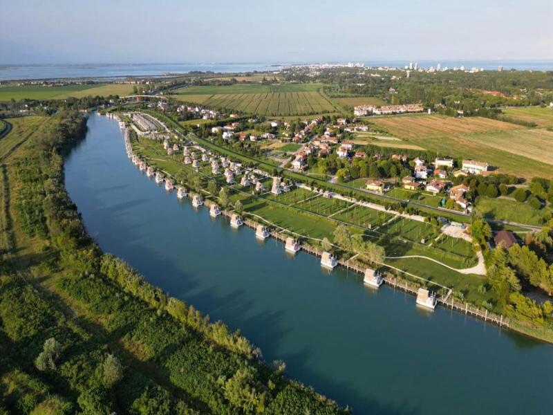Marina Azzurra Resort image