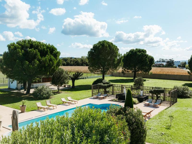 Sous Les Pins image