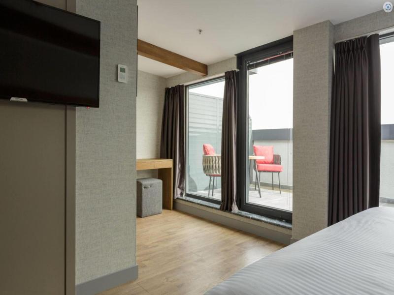 Ramada Encore By Wyndham Istanbul Arnavutkoy image